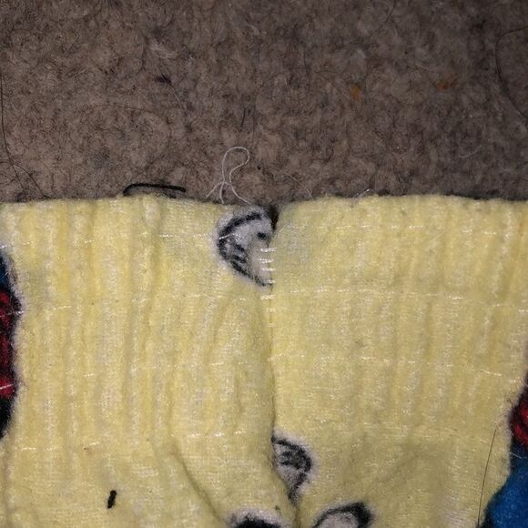 Adorable Mickey & Friends vintage Pajamas | 1980’s | Size 7 - Picture 9 of 10